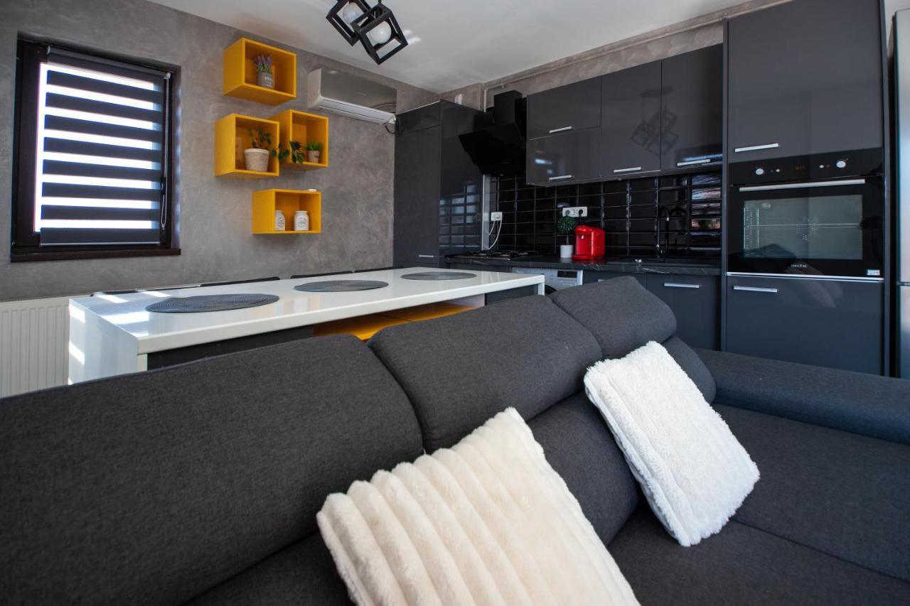 Holidays Vibes Apart Mamaia Nord Navodari Ngoại thất bức ảnh